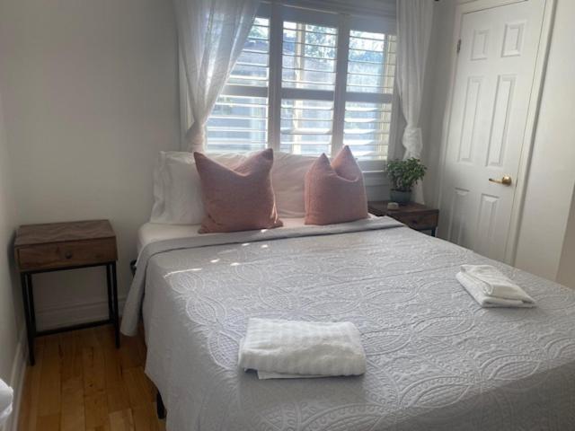 Clearbrooke Gem- Bright Private Bedroom Close To Yyz Toronto Bagian luar foto
